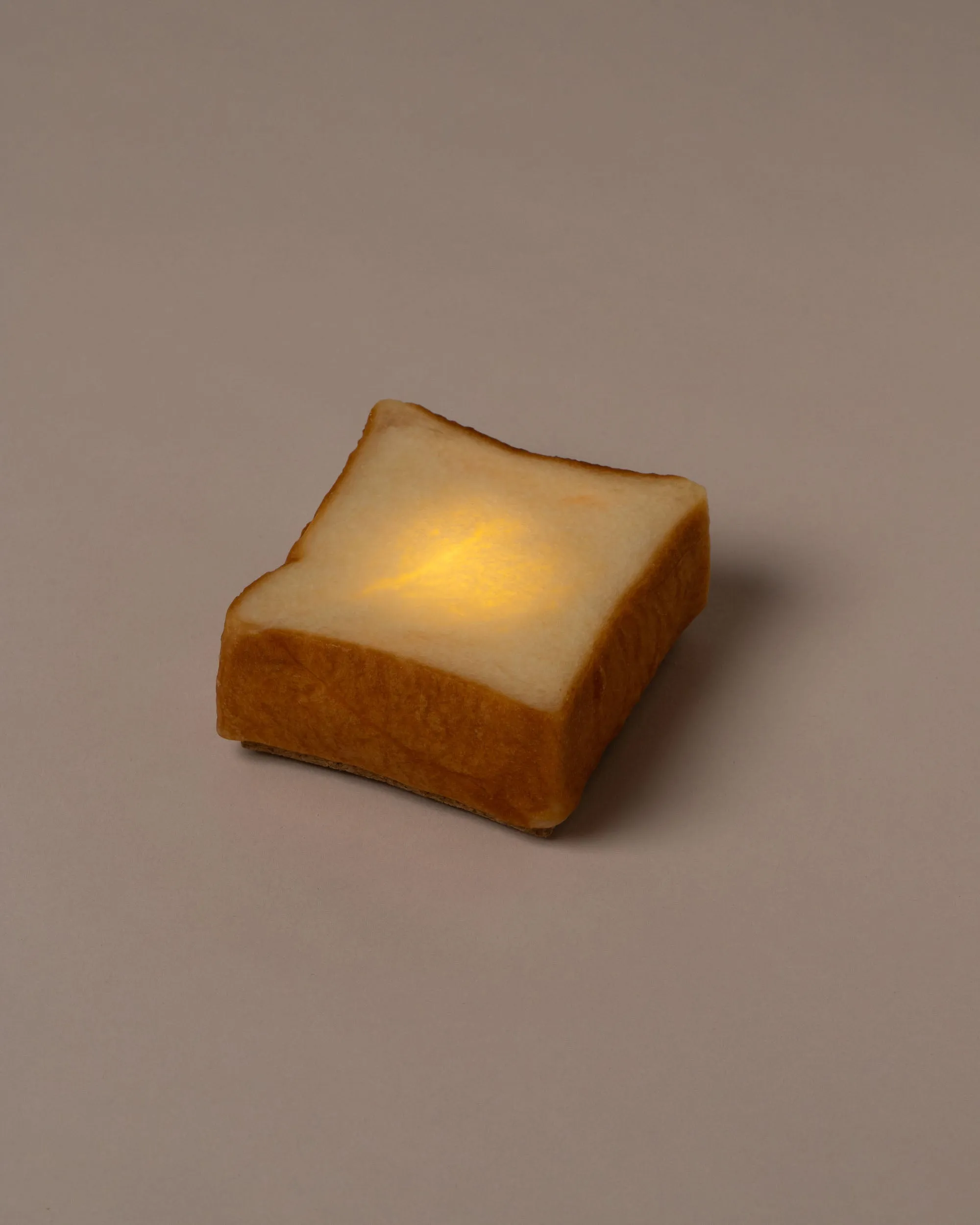 Toast Lamp